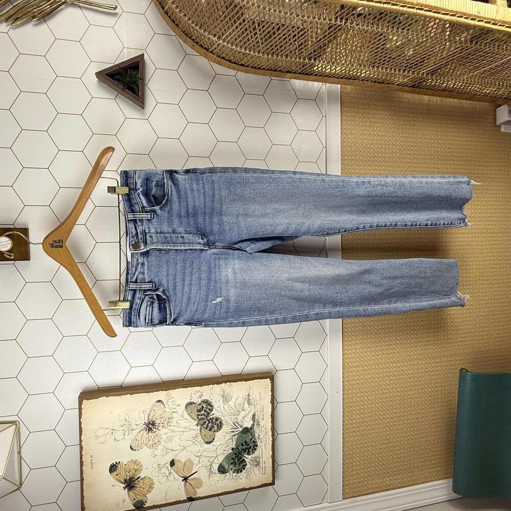 Evereve The Highest Rise Ever Straight Distressed Raw Hem Jeans - Size - 26